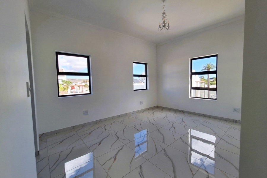 3 Bedroom Property for Sale in Shelley Point Western Cape